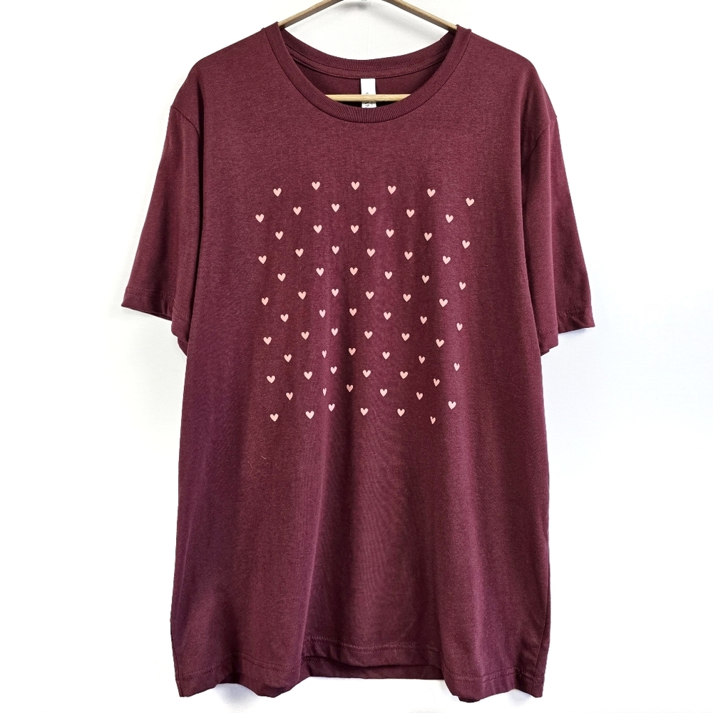 Heart Print  Graphic Tee Shirt Short Sleeve Boutique Size XL NWT